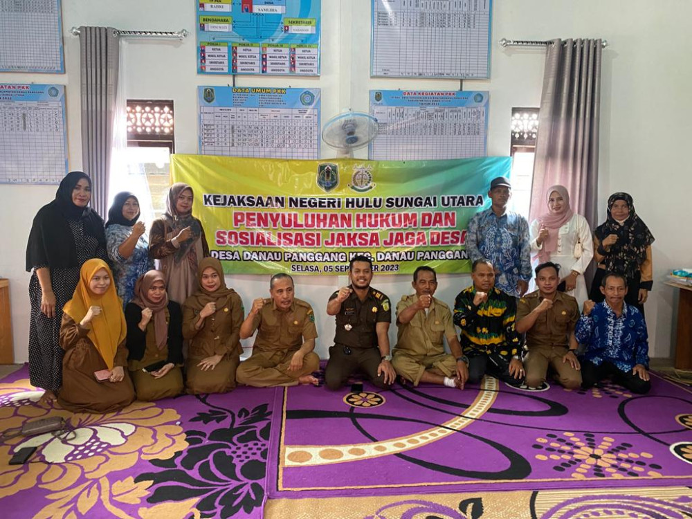 Penyuluhan Hukum Dan Sosialisasi Jaksa Jaga Desa
