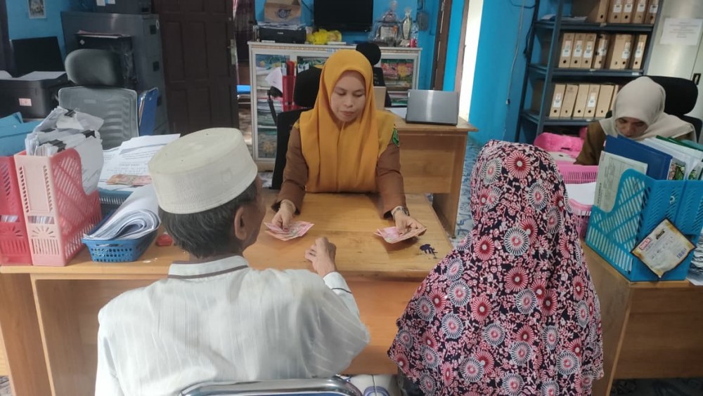 Penyaluran BLT Desa Danau Panggang Tahun 2025 