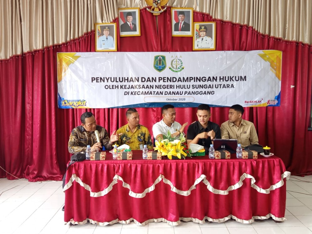 KEJAKSAAN NEGERI HULU SUNGAI UTARA GELAR SOSIALISASI PENYULUHAN DAN PENDAMPINGAN HUKUM DI KECAMATAN DANAU PANGGANG