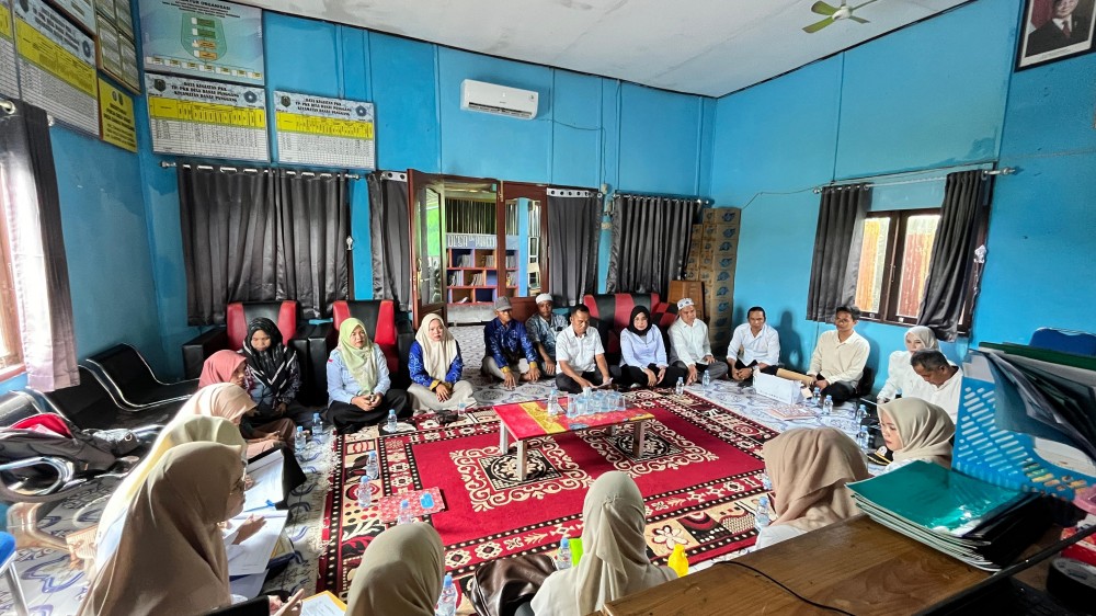 Monotoring Dan Evaluasi Desa Danau Panggang Oleh DPMD Hulu Sungai Utara 