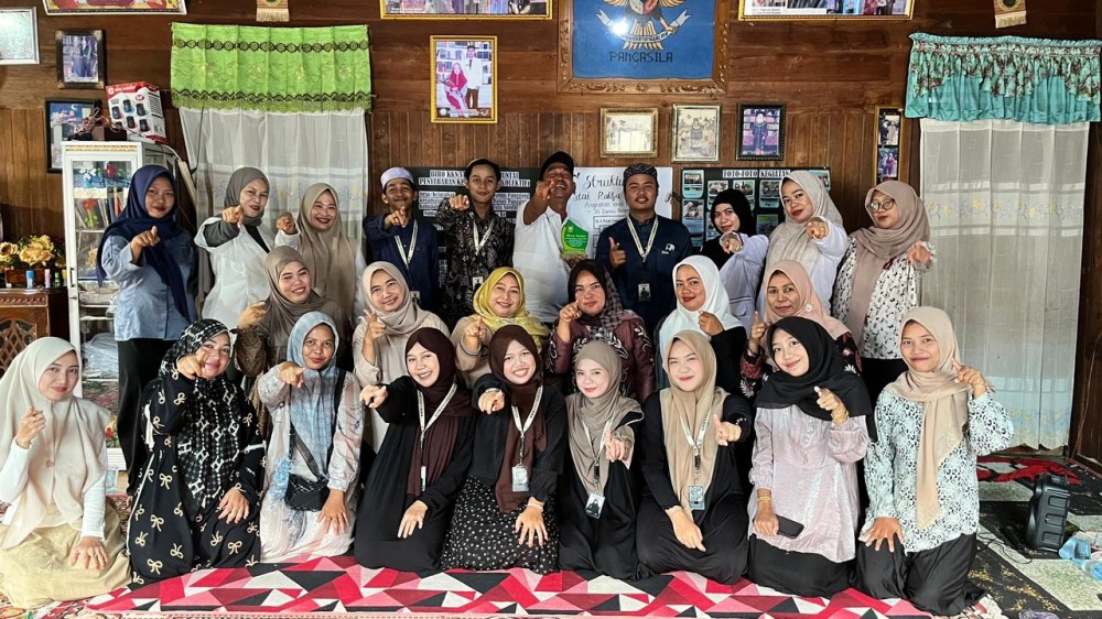 Perpisahan Mahasiswa KKN Posko 9 STAI RAKHA Amuntai di Desa Danau Panggang 